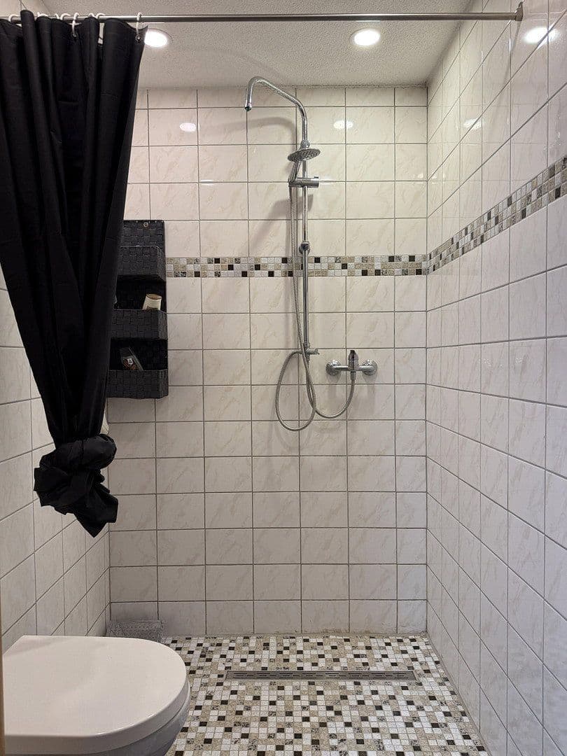 Predaj domu 160 m², pozemok 769 m², Rot am See, Bádensko-Wurttembersko Predaj domu 160 m², pozemok 769 m², Rot am See, Bádensko-Wurttembersko