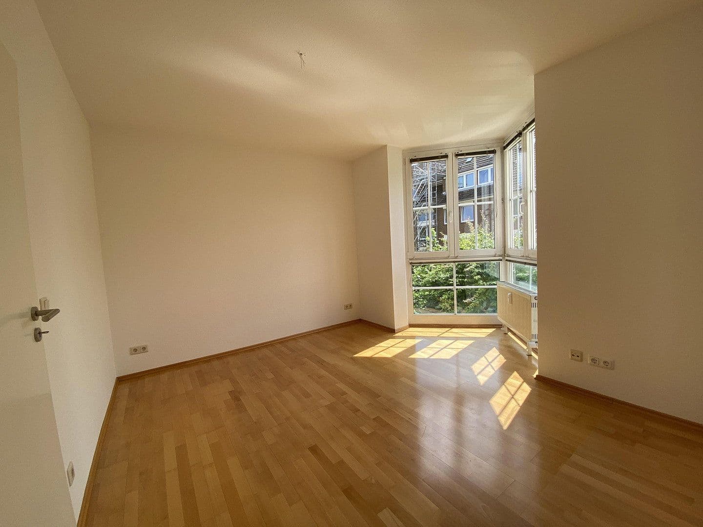 Predaj bytu 2-izbový 58 m², Köln, Severné Porýnie - Westfálsko Predaj bytu 2-izbový 58 m², Köln, Severné Porýnie - Westfálsko