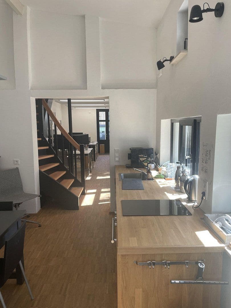 Prenájom kancelárie 80 m², Hamburg, Hamburg Prenájom kancelárie 80 m², Hamburg, Hamburg