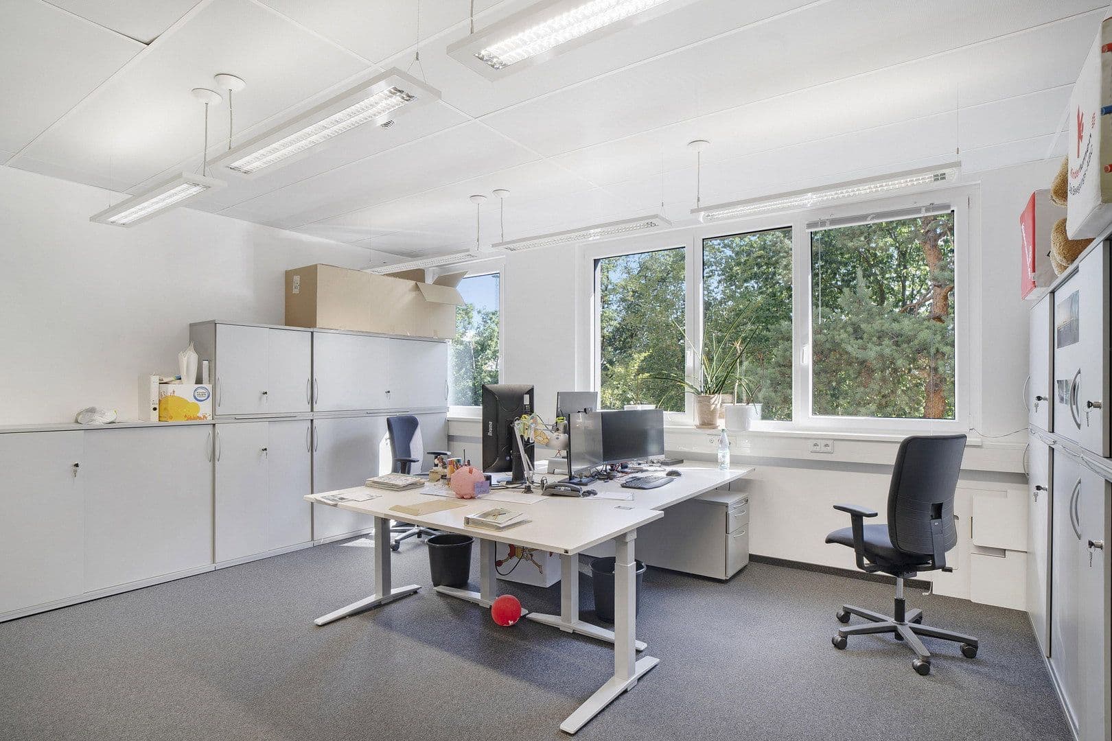 Prenájom kancelárie 1.160 m², Otto-Fleck-Schneise 8, Frankfurt am Main, Hesensko Prenájom kancelárie 1.160 m², Otto-Fleck-Schneise 8, Frankfurt am Main, Hesensko