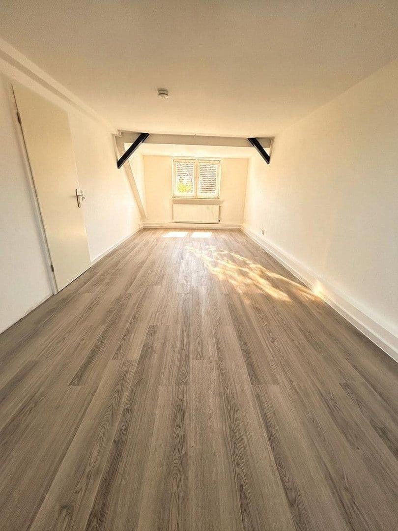 Prenájom bytu 2-izbový 48 m², Kirchstraße 33, Dessau-Roßlau, Sasko-Anhaltsko Prenájom bytu 2-izbový 48 m², Kirchstraße 33, Dessau-Roßlau, Sasko-Anhaltsko