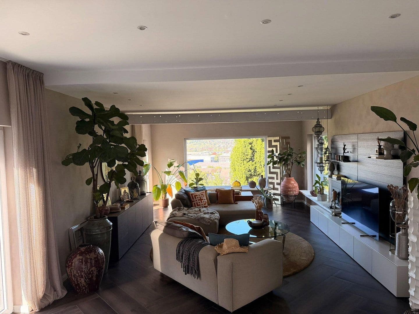 Predaj domu 227 m², pozemok 327 m², Kreuzhaldenstraße 47, Stuttgart, Bádensko-Wurttembersko Predaj domu 227 m², pozemok 327 m², Kreuzhaldenstraße 47, Stuttgart, Bádensko-Wurttembersko