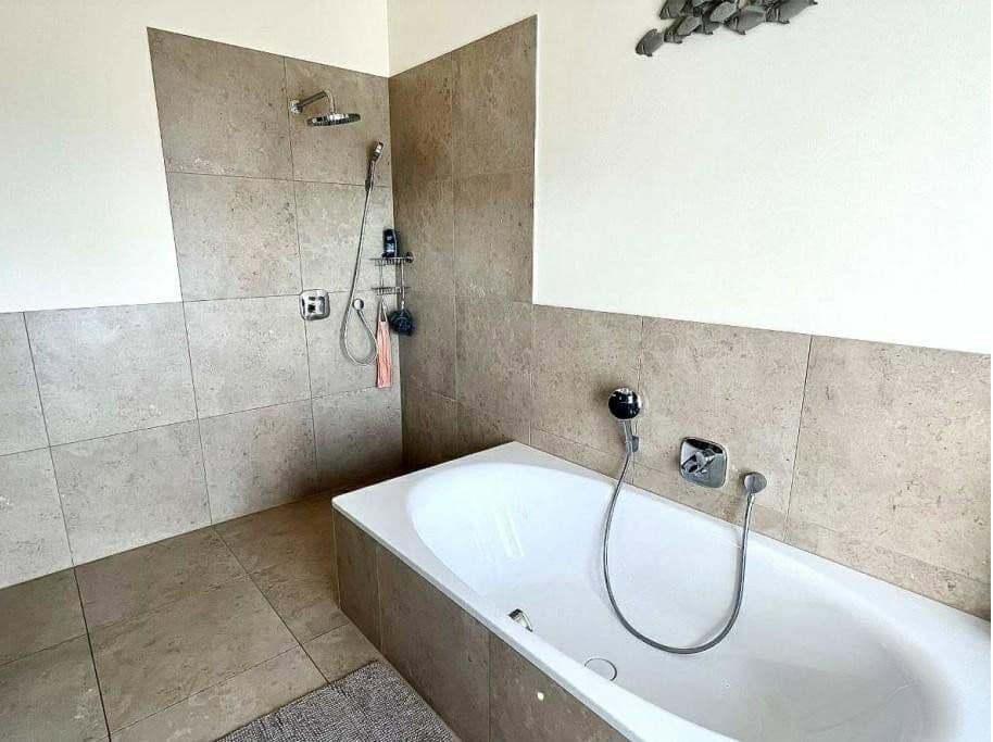 Predaj domu 127 m², pozemok 376 m², Saulheim, Porýnie-Falcko Predaj domu 127 m², pozemok 376 m², Saulheim, Porýnie-Falcko