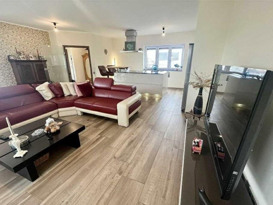 Predaj domu 127 m², pozemok 376 m², Saulheim, Porýnie-Falcko Predaj domu 127 m², pozemok 376 m², Saulheim, Porýnie-Falcko