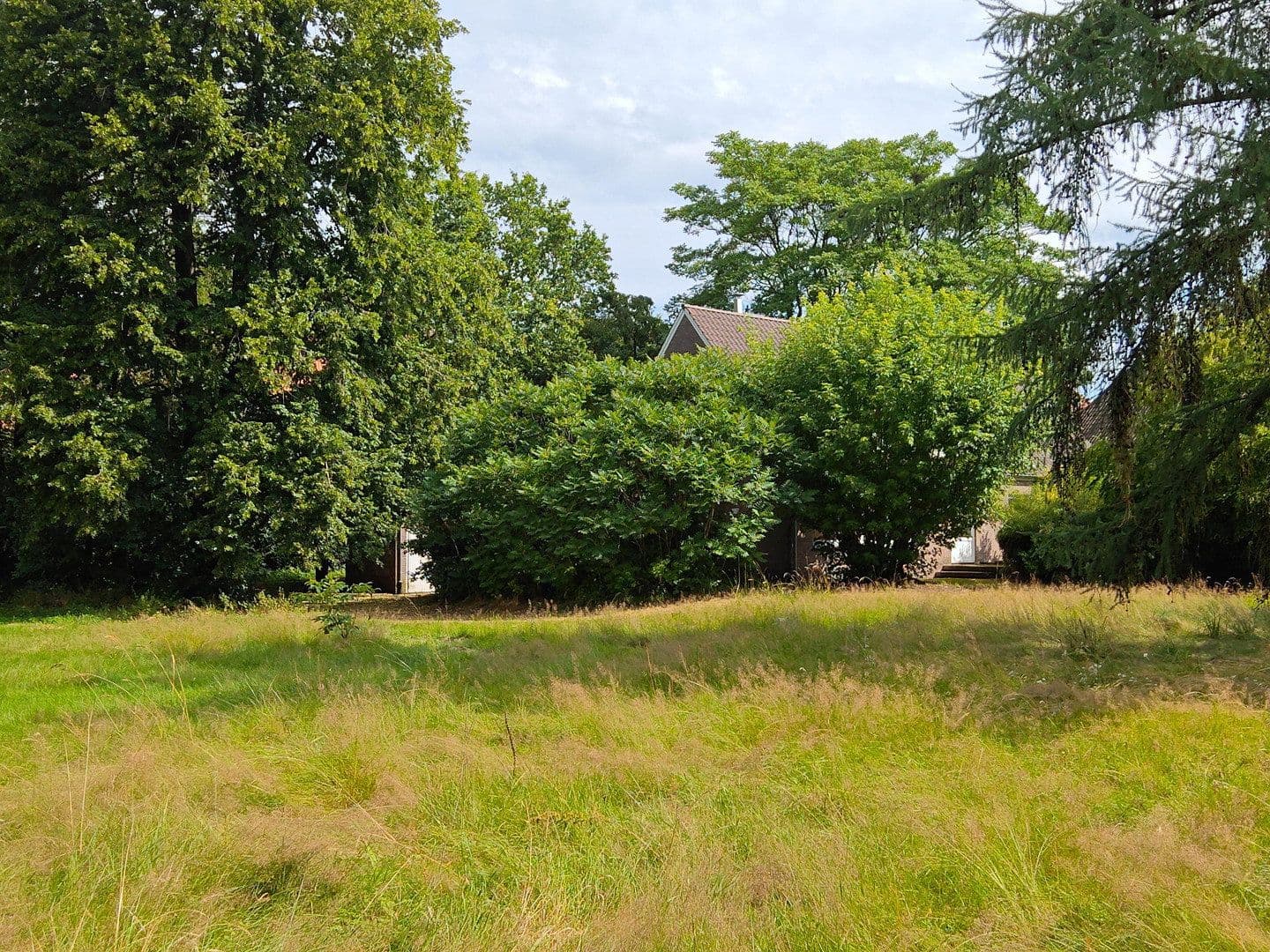 Predaj domu 180 m², pozemok 1.500 m², Klosterstraße 10A, Uelzen, Dolné Sasko Predaj domu 180 m², pozemok 1.500 m², Klosterstraße 10A, Uelzen, Dolné Sasko