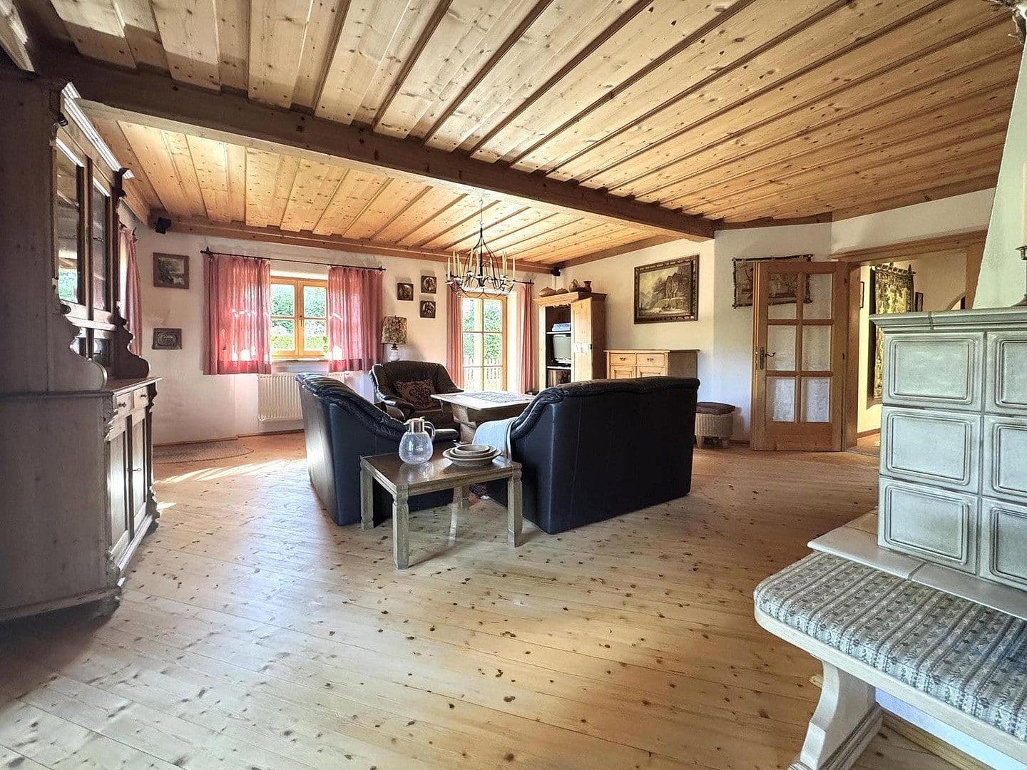 Predaj bytu 4-izbový 148 m², Ruhpolding, Bavorsko Predaj bytu 4-izbový 148 m², Ruhpolding, Bavorsko