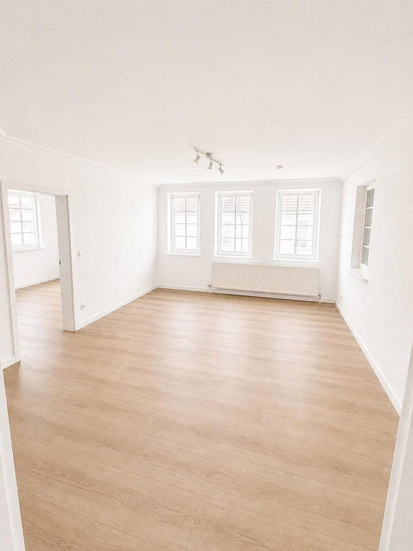 Prenájom bytu 3-izbový 64 m², Hechingen, Bádensko-Wurttembersko Prenájom bytu 3-izbový 64 m², Hechingen, Bádensko-Wurttembersko