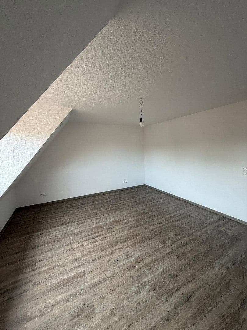 Prenájom bytu 4-izbový 82 m², Bauernstraße 2, Cremlingen, Dolné Sasko Prenájom bytu 4-izbový 82 m², Bauernstraße 2, Cremlingen, Dolné Sasko