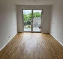 Prenájom bytu 3-izbový 75 m², Gosener Damm 5, Berlin-Köpenick, Berlín Prenájom bytu 3-izbový 75 m², Gosener Damm 5, Berlin-Köpenick, Berlín