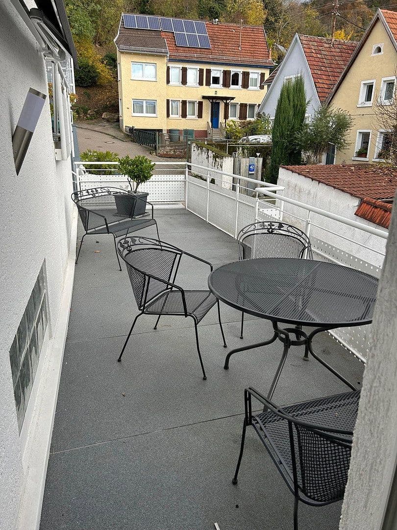 Prenájom bytu 2-izbový 80 m², Schauenburgstr. 23, Dossenheim, Bádensko-Wurttembersko Prenájom bytu 2-izbový 80 m², Schauenburgstr. 23, Dossenheim, Bádensko-Wurttembersko