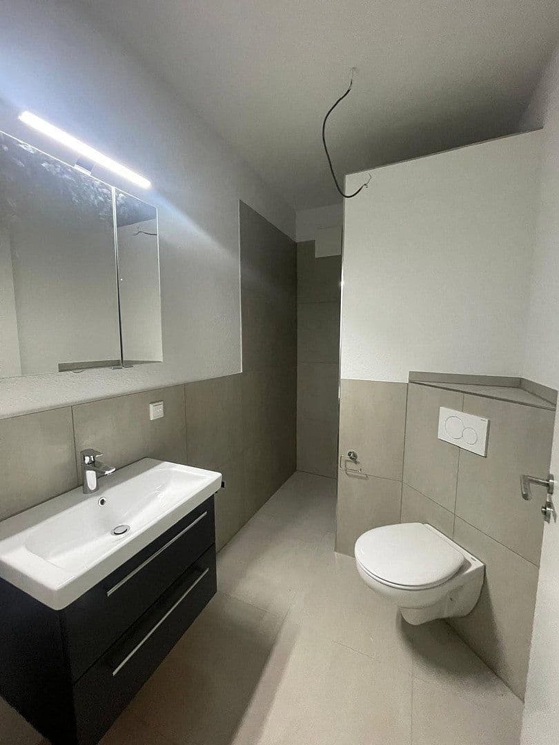 Prenájom bytu 2-izbový 66 m², Hauptstraße 44, Drebber, Dolné Sasko Prenájom bytu 2-izbový 66 m², Hauptstraße 44, Drebber, Dolné Sasko