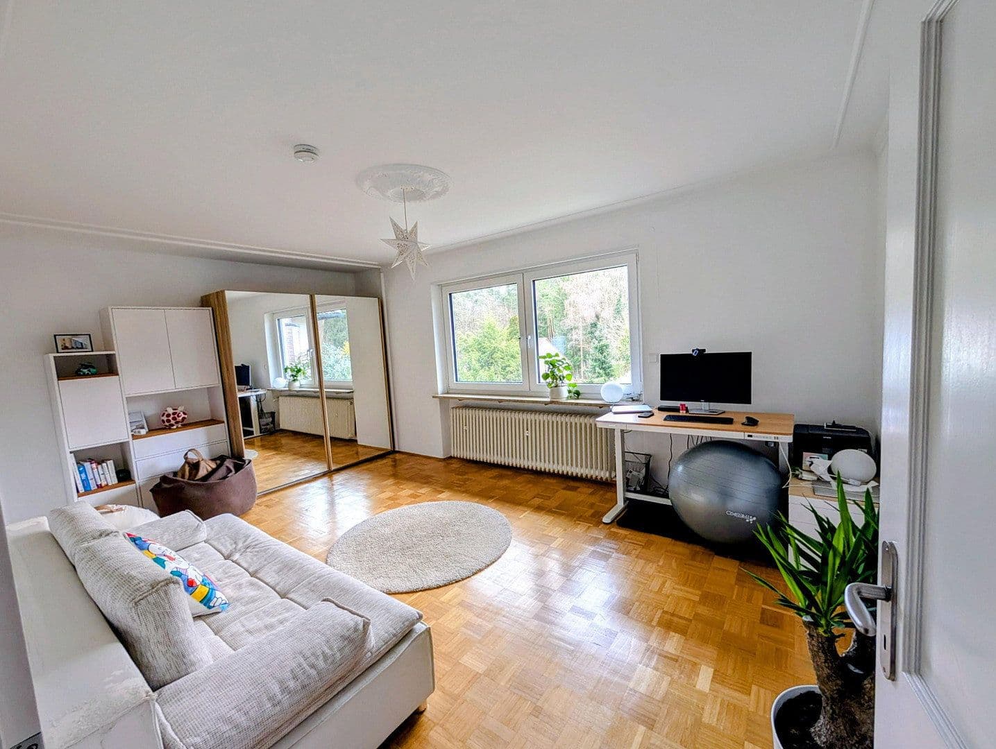 Predaj domu 209 m², pozemok 985 m², Nürnberg, Bavorsko Predaj domu 209 m², pozemok 985 m², Nürnberg, Bavorsko