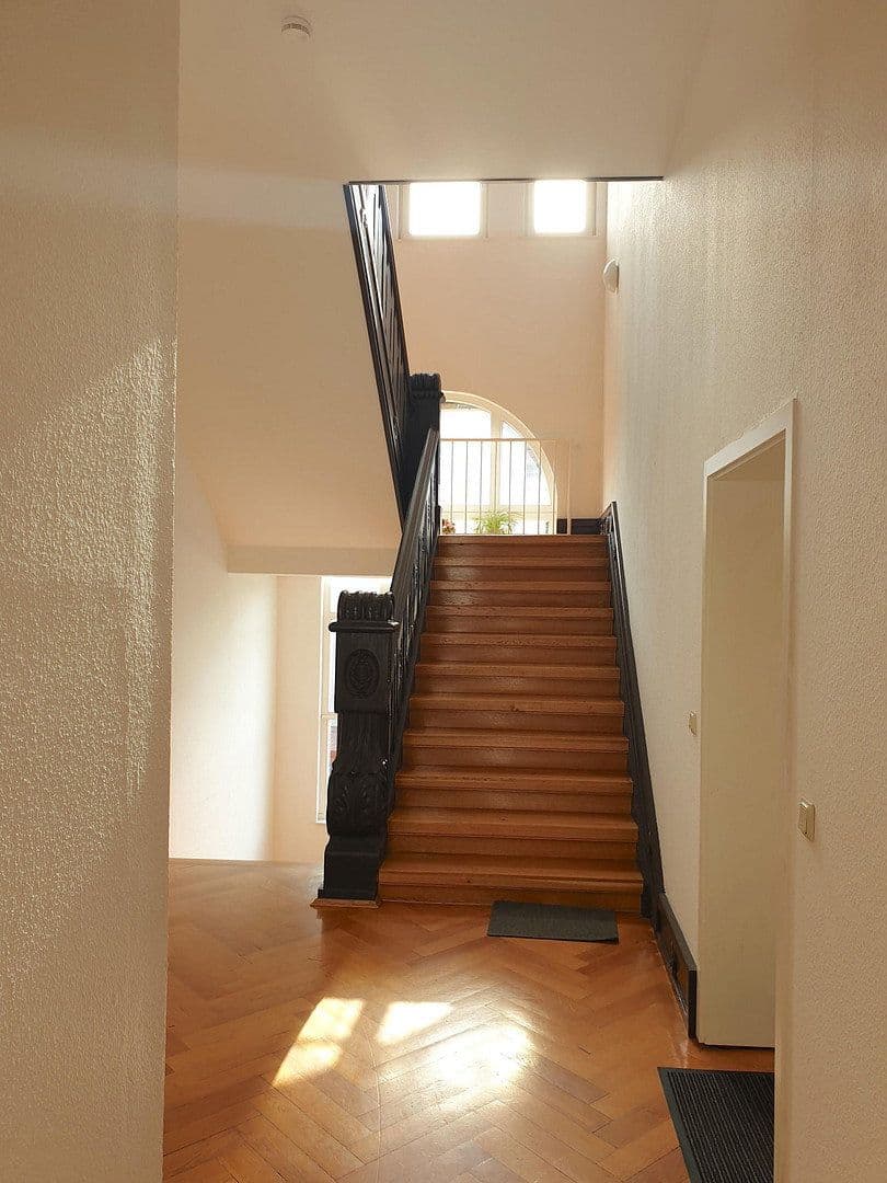 Prenájom bytu 2-izbový 86 m², Rohrer Str. 2, Meiningen, Durínsko Prenájom bytu 2-izbový 86 m², Rohrer Str. 2, Meiningen, Durínsko