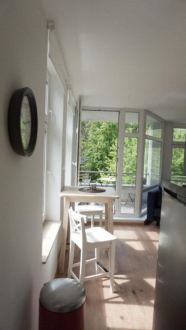 Prenájom bytu 1-izbový 36 m², Berlin, Berlín Prenájom bytu 1-izbový 36 m², Berlin, Berlín