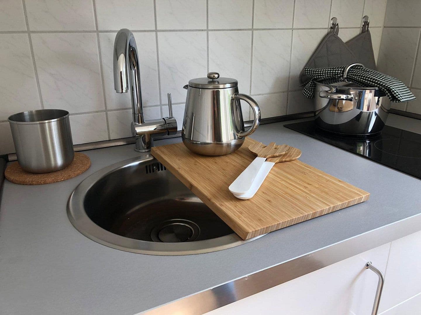 Prenájom bytu 1-izbový 36 m², Berlin, Berlín Prenájom bytu 1-izbový 36 m², Berlin, Berlín