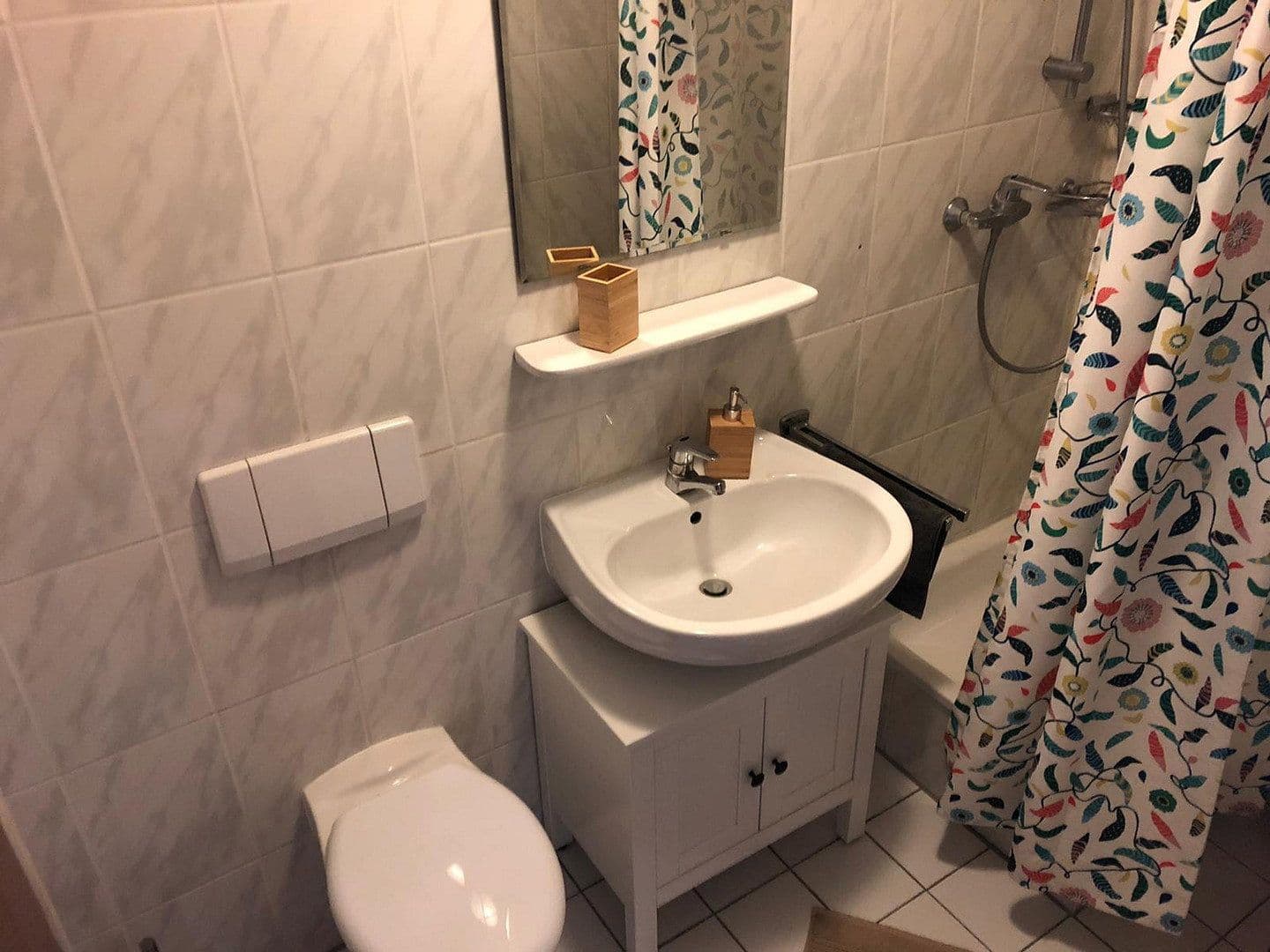 Prenájom bytu 1-izbový 36 m², Berlin, Berlín Prenájom bytu 1-izbový 36 m², Berlin, Berlín