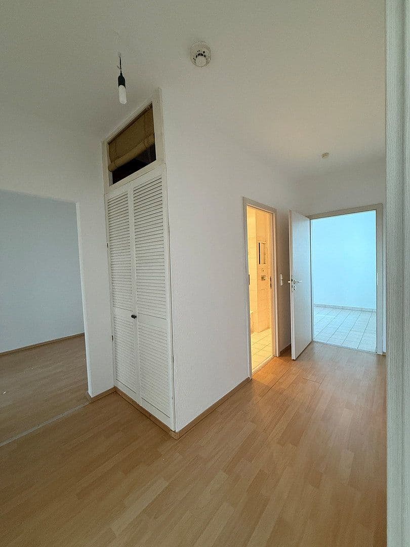 Predaj bytu 4-izbový 80 m², Neue Brandenburger Str 92, Berlin, Berlín Predaj bytu 4-izbový 80 m², Neue Brandenburger Str 92, Berlin, Berlín