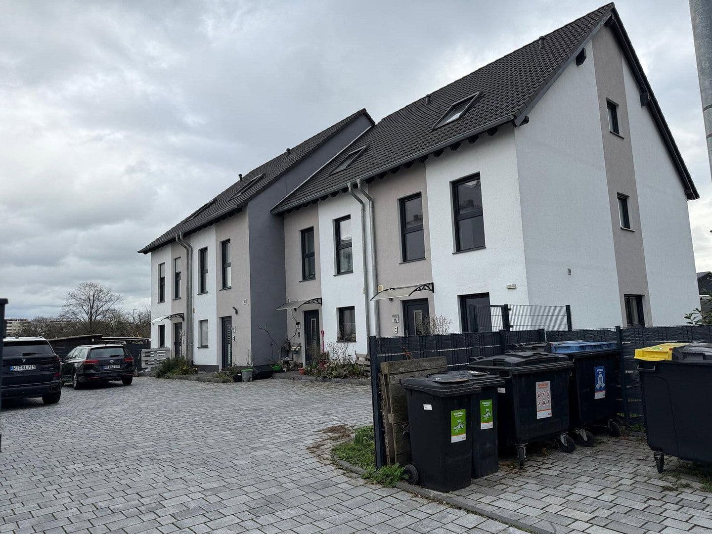 Prenájom domu 140 m², pozemok 300 m², Mainz Kastel, Hesensko Prenájom domu 140 m², pozemok 300 m², Mainz Kastel, Hesensko