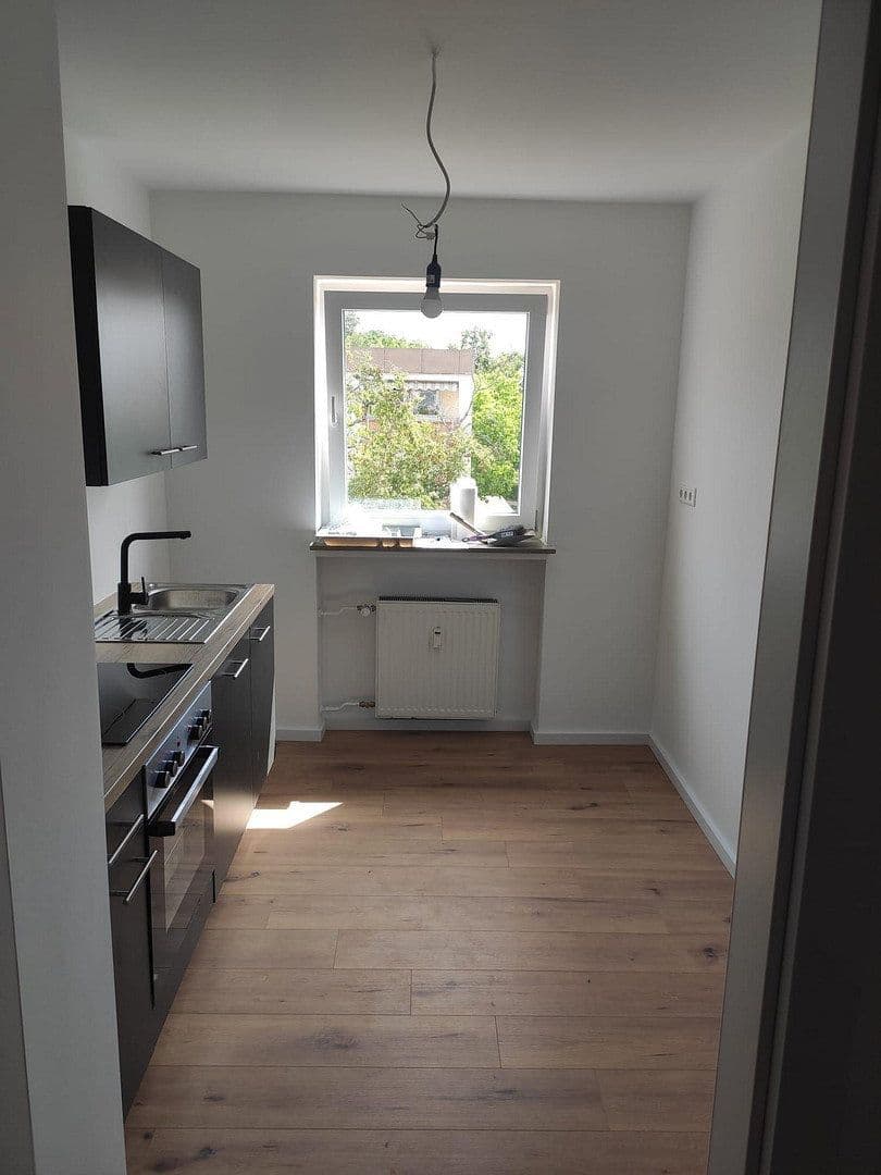 Prenájom bytu 2-izbový 60 m², Nürnberg, Bavorsko Prenájom bytu 2-izbový 60 m², Nürnberg, Bavorsko