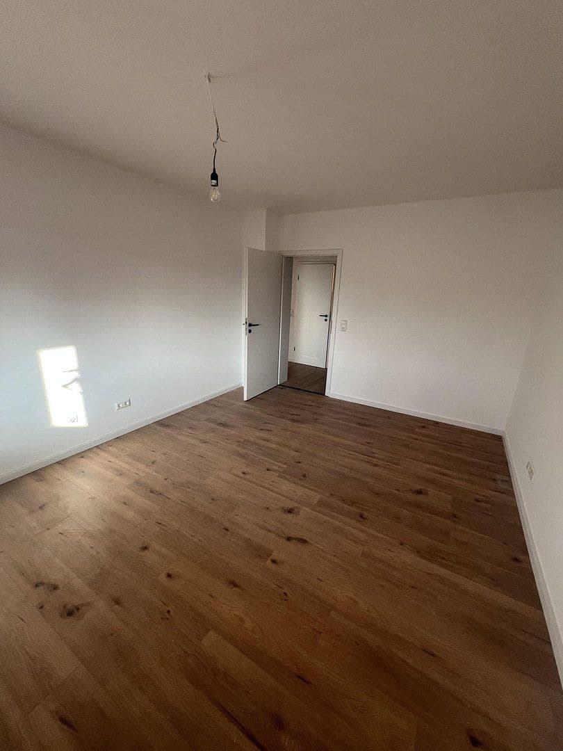 Prenájom bytu 2-izbový 60 m², Nürnberg, Bavorsko Prenájom bytu 2-izbový 60 m², Nürnberg, Bavorsko