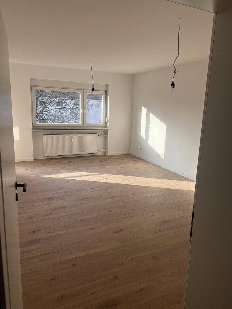 Prenájom bytu 2-izbový 60 m², Nürnberg, Bavorsko Prenájom bytu 2-izbový 60 m², Nürnberg, Bavorsko