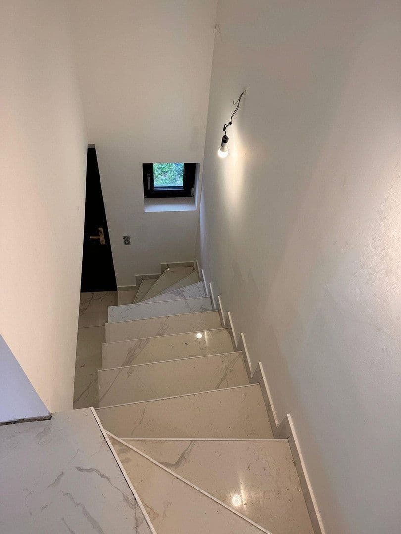 Predaj domu 141 m², pozemok 418 m², Worms, Porýnie-Falcko Predaj domu 141 m², pozemok 418 m², Worms, Porýnie-Falcko