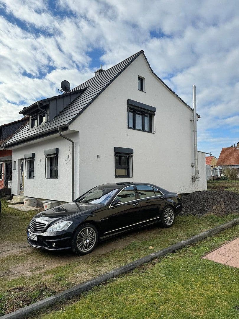 Predaj domu 141 m², pozemok 418 m², Worms, Porýnie-Falcko Predaj domu 141 m², pozemok 418 m², Worms, Porýnie-Falcko