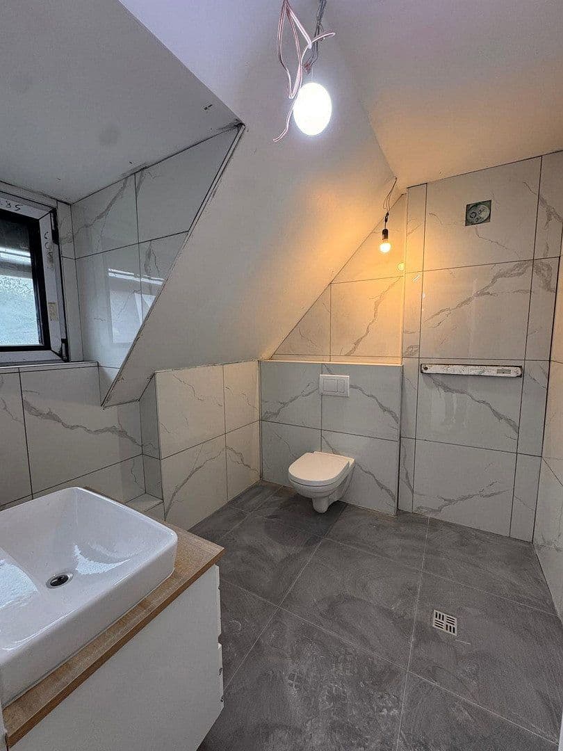 Predaj domu 141 m², pozemok 418 m², Worms, Porýnie-Falcko Predaj domu 141 m², pozemok 418 m², Worms, Porýnie-Falcko