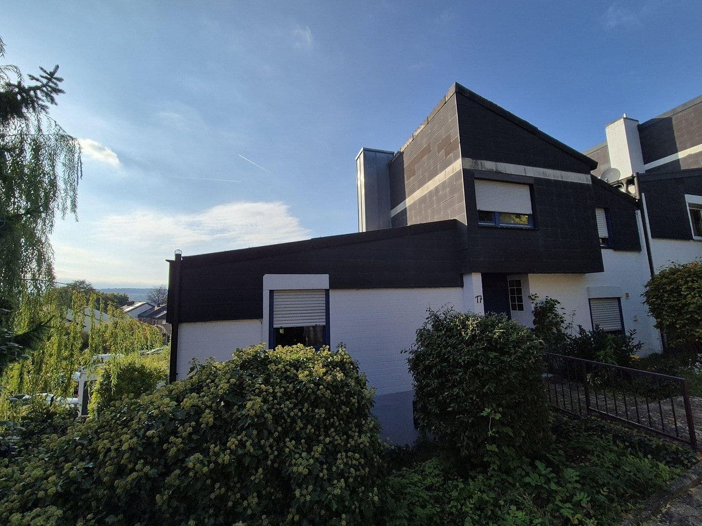 Predaj domu 186 m², pozemok 471 m², Am Schenkenfeld 17, Veitshöchheim, Bavorsko Predaj domu 186 m², pozemok 471 m², Am Schenkenfeld 17, Veitshöchheim, Bavorsko