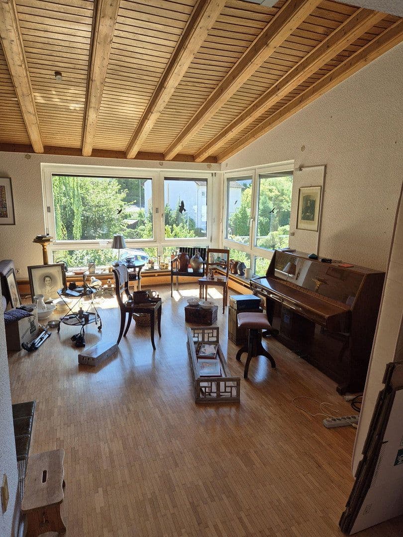 Predaj domu 186 m², pozemok 471 m², Am Schenkenfeld 17, Veitshöchheim, Bavorsko Predaj domu 186 m², pozemok 471 m², Am Schenkenfeld 17, Veitshöchheim, Bavorsko