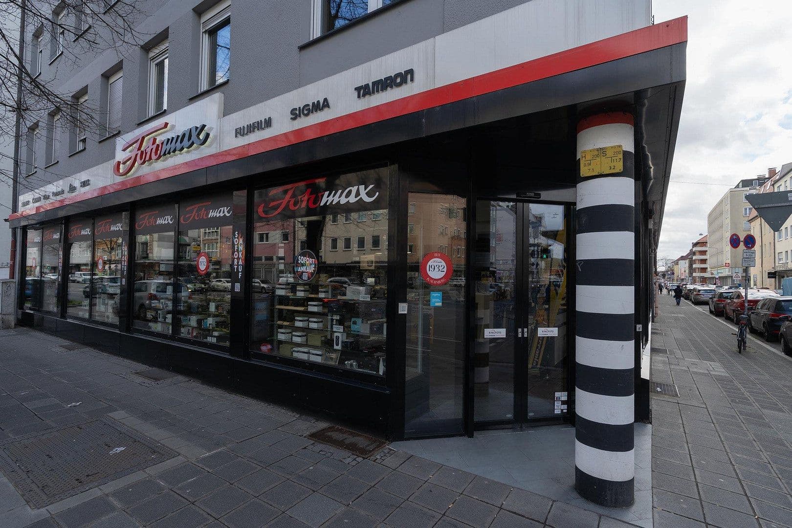 Prenájom nebytového priestoru 217 m², Peter-Henlein-Str. 72, Nürnberg, Bavorsko Prenájom nebytového priestoru 217 m², Peter-Henlein-Str. 72, Nürnberg, Bavorsko