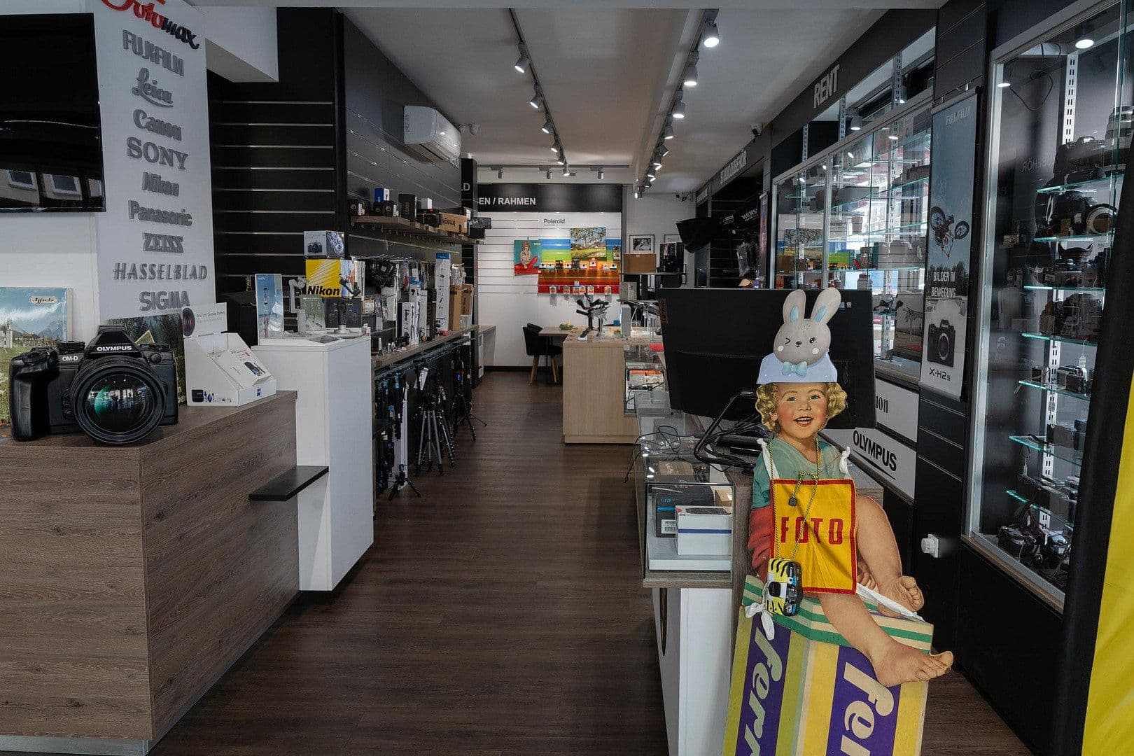 Prenájom nebytového priestoru 217 m², Peter-Henlein-Str. 72, Nürnberg, Bavorsko Prenájom nebytového priestoru 217 m², Peter-Henlein-Str. 72, Nürnberg, Bavorsko