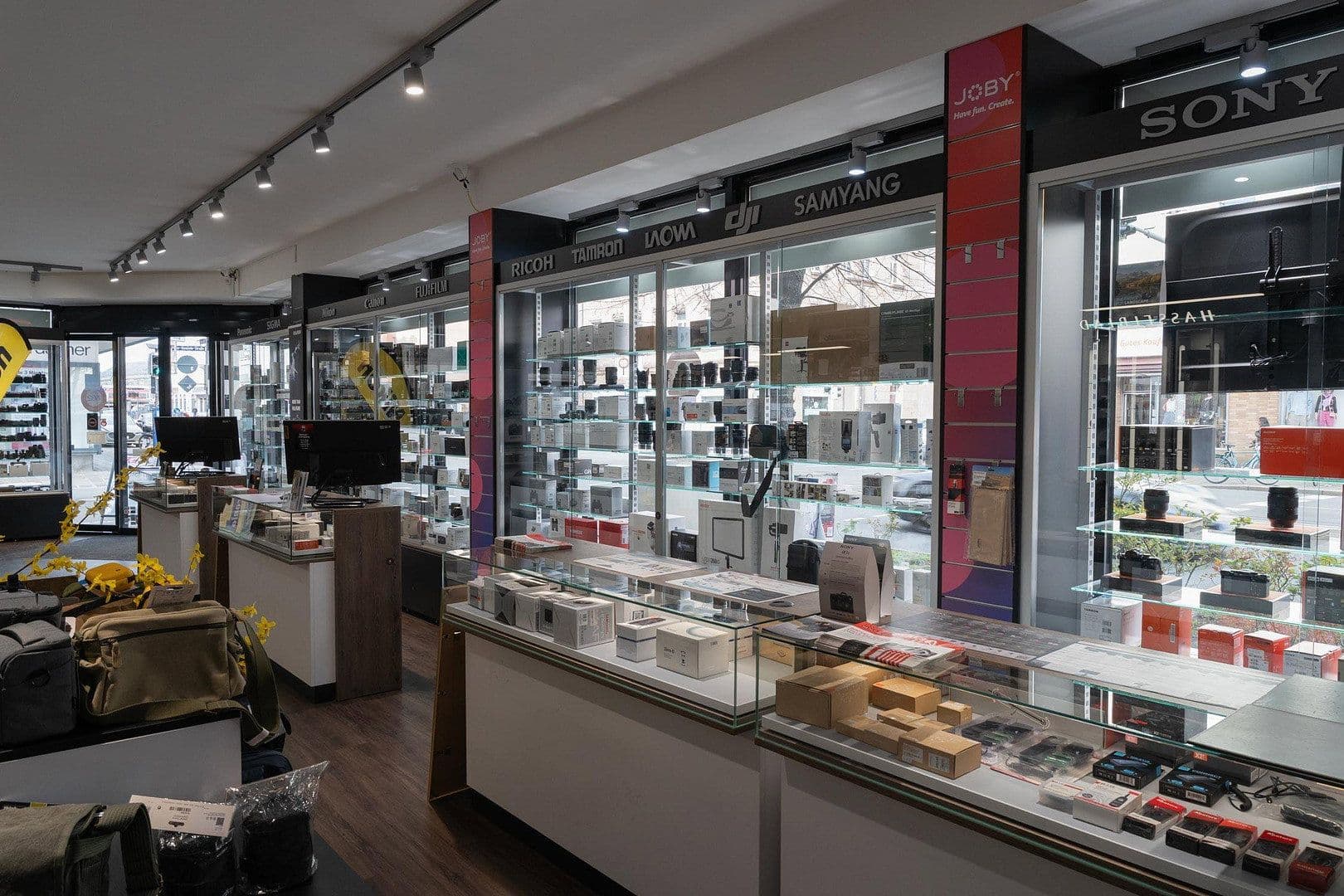 Prenájom nebytového priestoru 217 m², Peter-Henlein-Str. 72, Nürnberg, Bavorsko Prenájom nebytového priestoru 217 m², Peter-Henlein-Str. 72, Nürnberg, Bavorsko