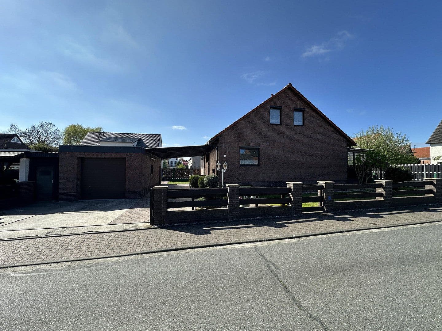 Predaj domu 140 m², pozemok 500 m², Wolfsburg, Dolné Sasko Predaj domu 140 m², pozemok 500 m², Wolfsburg, Dolné Sasko