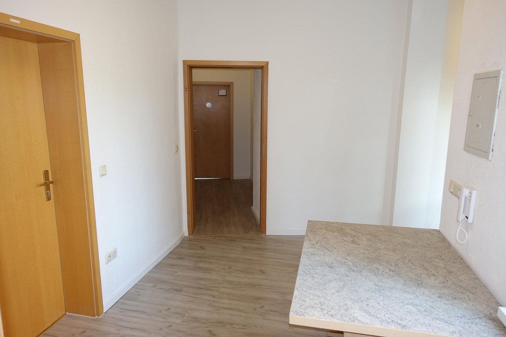 Prenájom bytu 6-izbový 125 m², Äußere Oybiner Straße 5, Žitava, Sasko Prenájom bytu 6-izbový 125 m², Äußere Oybiner Straße 5, Žitava, Sasko