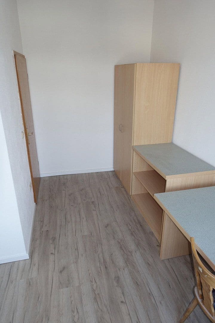 Prenájom bytu 6-izbový 125 m², Äußere Oybiner Straße 5, Žitava, Sasko Prenájom bytu 6-izbový 125 m², Äußere Oybiner Straße 5, Žitava, Sasko