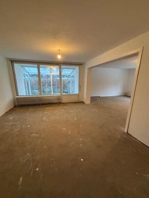 Predaj domu 240 m², pozemok 1.774 m², Neuberend, Šlezvicko-Holštajnsko Predaj domu 240 m², pozemok 1.774 m², Neuberend, Šlezvicko-Holštajnsko
