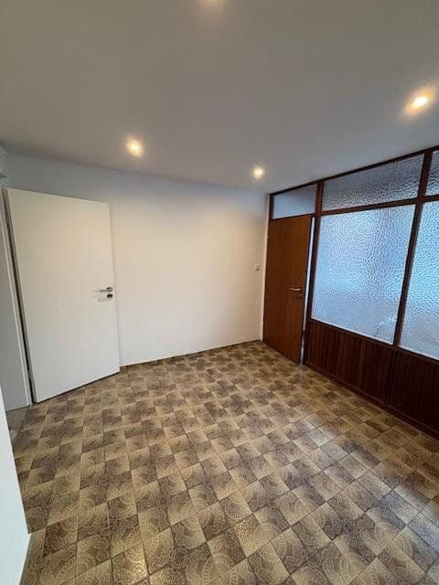 Predaj domu 240 m², pozemok 1.774 m², Neuberend, Šlezvicko-Holštajnsko Predaj domu 240 m², pozemok 1.774 m², Neuberend, Šlezvicko-Holštajnsko