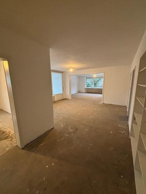 Predaj domu 240 m², pozemok 1.774 m², Neuberend, Šlezvicko-Holštajnsko Predaj domu 240 m², pozemok 1.774 m², Neuberend, Šlezvicko-Holštajnsko