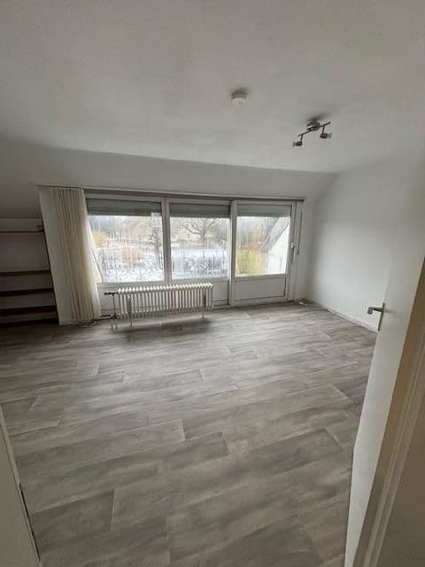 Predaj domu 240 m², pozemok 1.774 m², Neuberend, Šlezvicko-Holštajnsko Predaj domu 240 m², pozemok 1.774 m², Neuberend, Šlezvicko-Holštajnsko