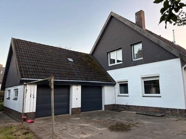 Predaj domu 240 m², pozemok 1.774 m², Neuberend, Šlezvicko-Holštajnsko Predaj domu 240 m², pozemok 1.774 m², Neuberend, Šlezvicko-Holštajnsko