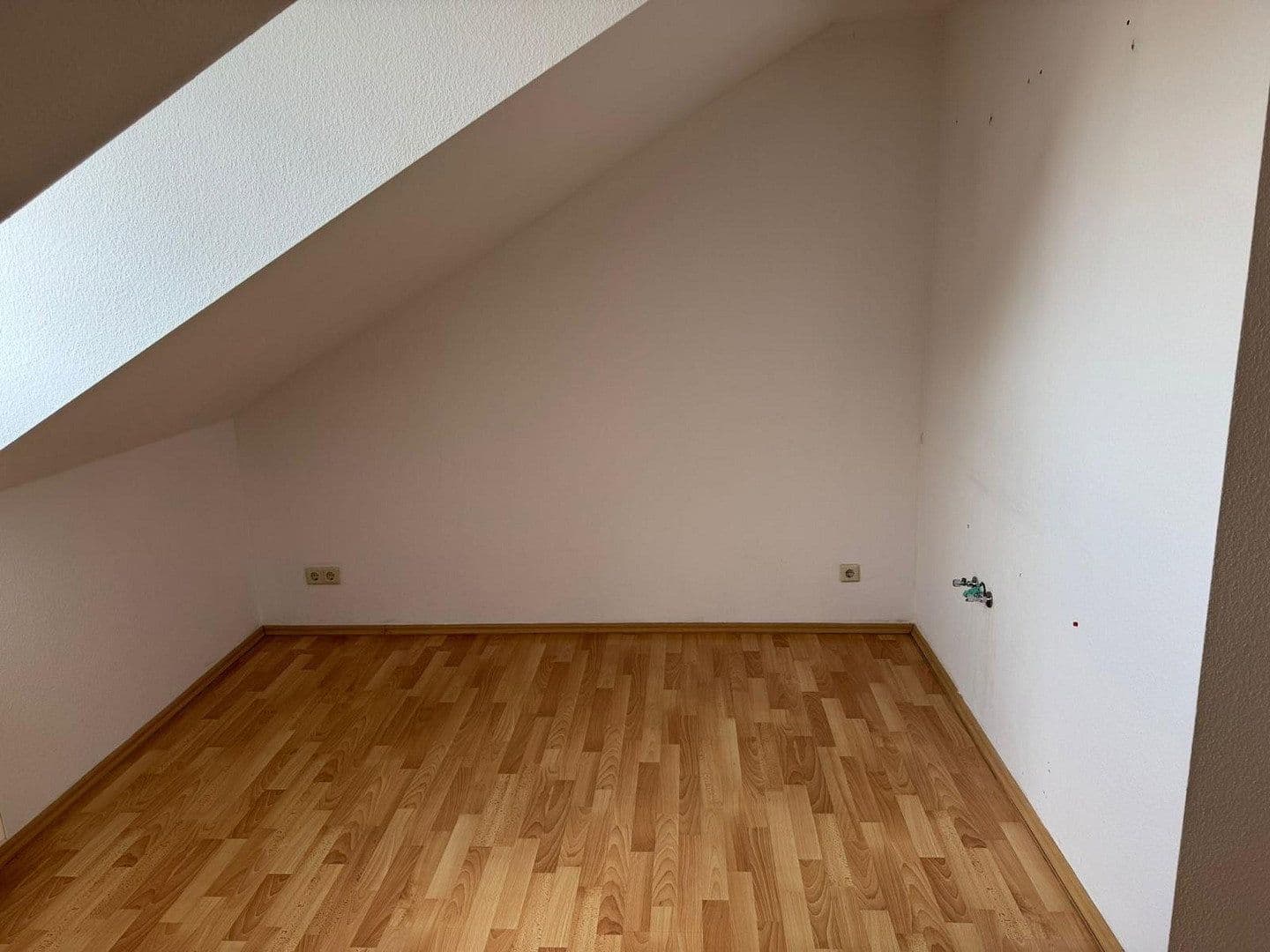 Prenájom bytu 3-izbový 120 m², Frankfurter Str.90, Salzgitter, Dolné Sasko Prenájom bytu 3-izbový 120 m², Frankfurter Str.90, Salzgitter, Dolné Sasko