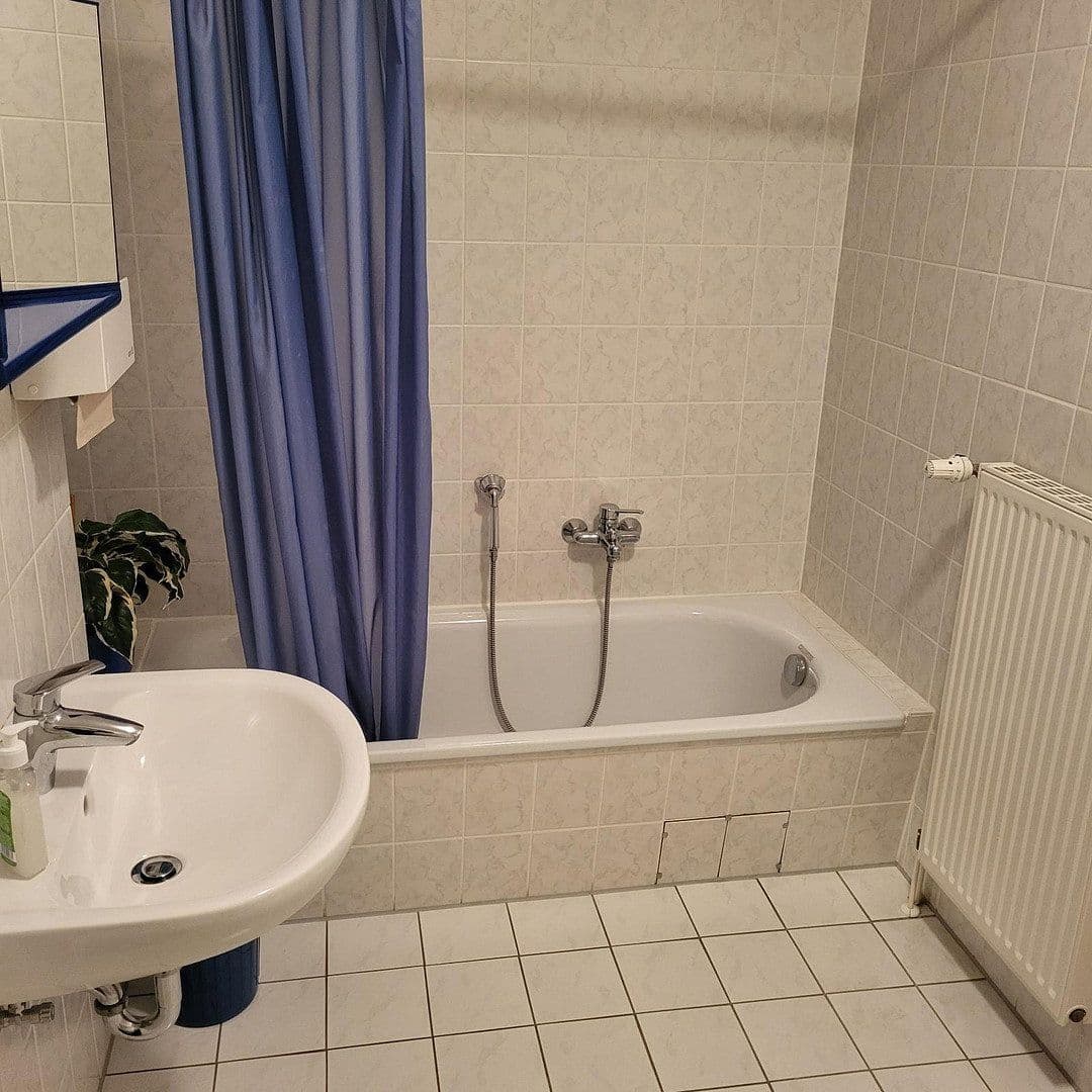 Prenájom bytu 3-izbový 120 m², Frankfurter Str.90, Salzgitter, Dolné Sasko Prenájom bytu 3-izbový 120 m², Frankfurter Str.90, Salzgitter, Dolné Sasko