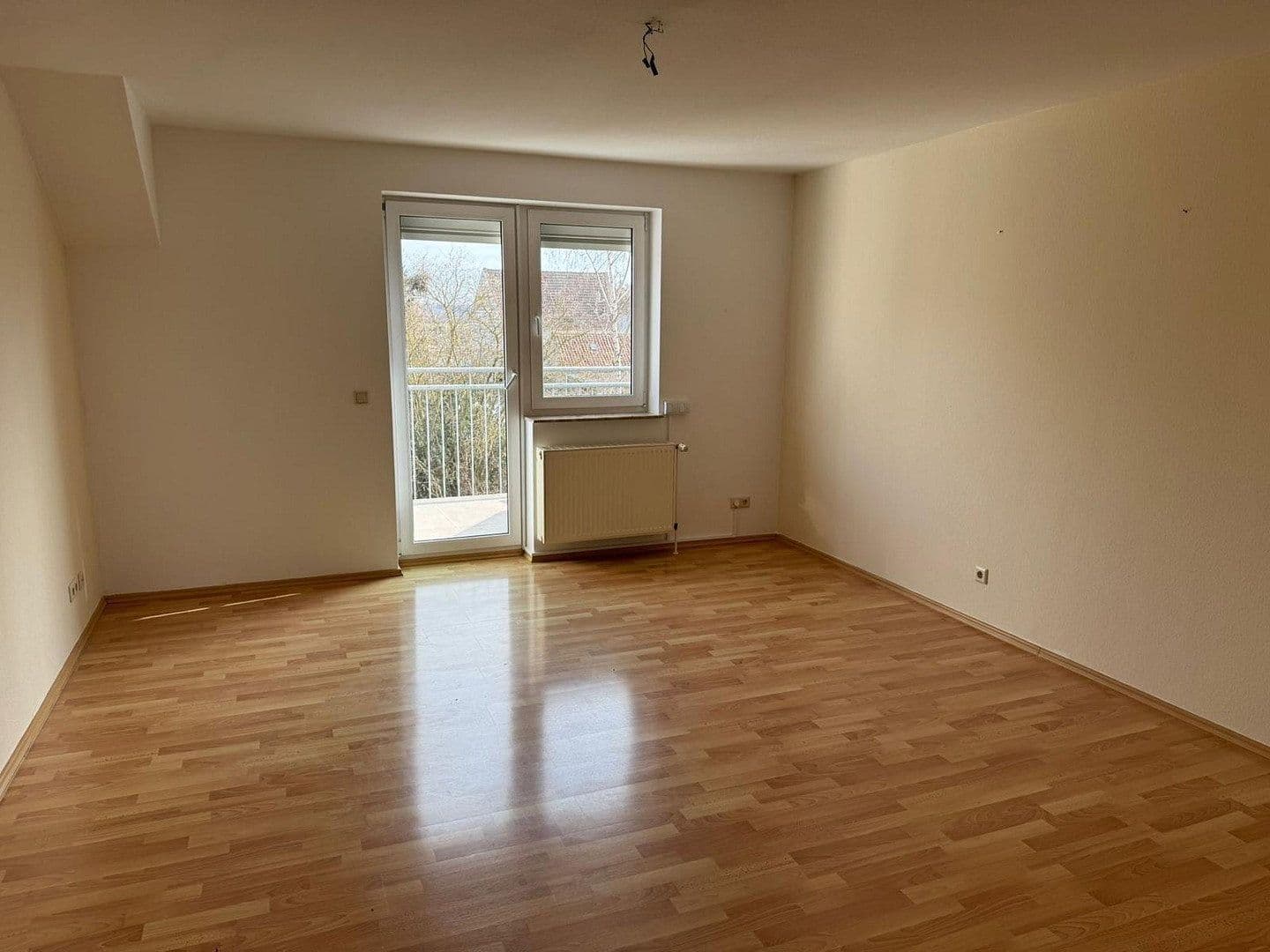 Prenájom bytu 3-izbový 120 m², Frankfurter Str.90, Salzgitter, Dolné Sasko Prenájom bytu 3-izbový 120 m², Frankfurter Str.90, Salzgitter, Dolné Sasko