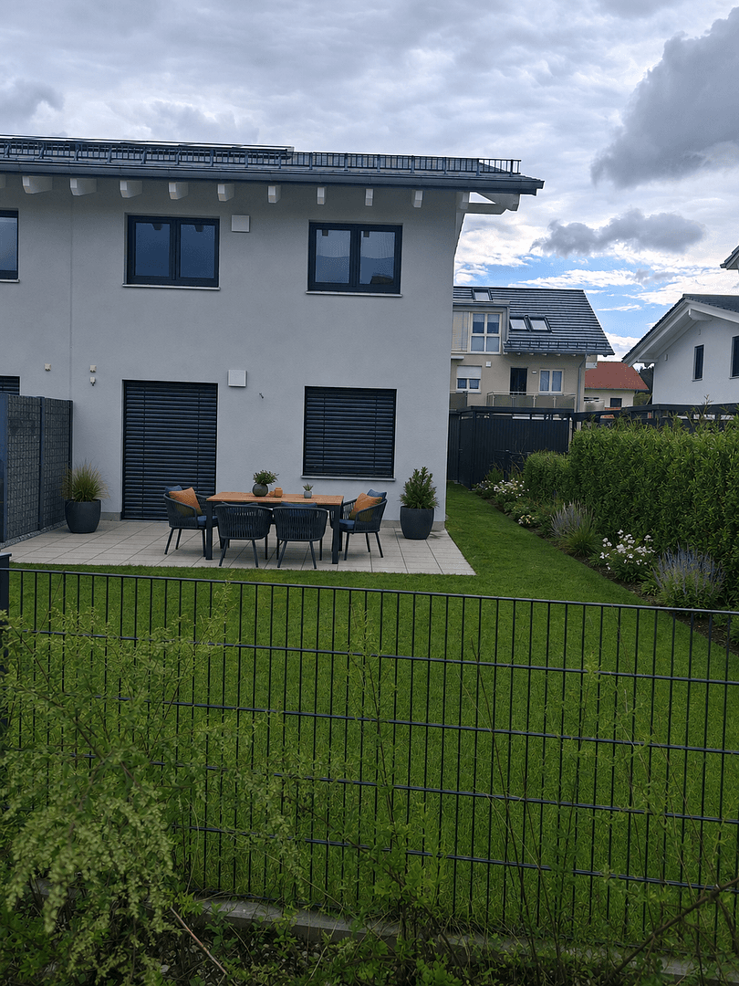 Predaj domu 153 m², pozemok 206 m², Erlenweg, Brunnthal, Bavorsko Predaj domu 153 m², pozemok 206 m², Erlenweg, Brunnthal, Bavorsko