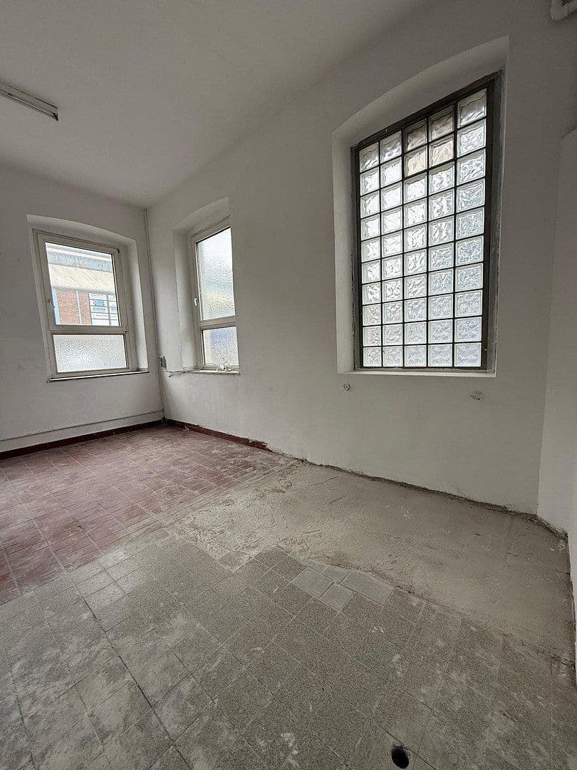 Prenájom nebytového priestoru 340 m², Magdeburgerstrasse 37, Gelsenkirchen, Severné Porýnie - Westfálsko Prenájom nebytového priestoru 340 m², Magdeburgerstrasse 37, Gelsenkirchen, Severné Porýnie - Westfálsko