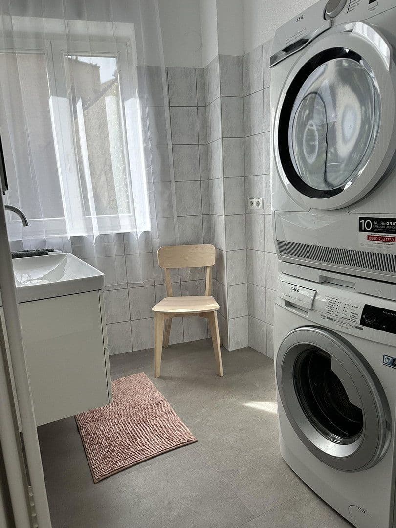 Prenájom bytu 2-izbový 72 m², Wuerzburg, Bavorsko Prenájom bytu 2-izbový 72 m², Wuerzburg, Bavorsko
