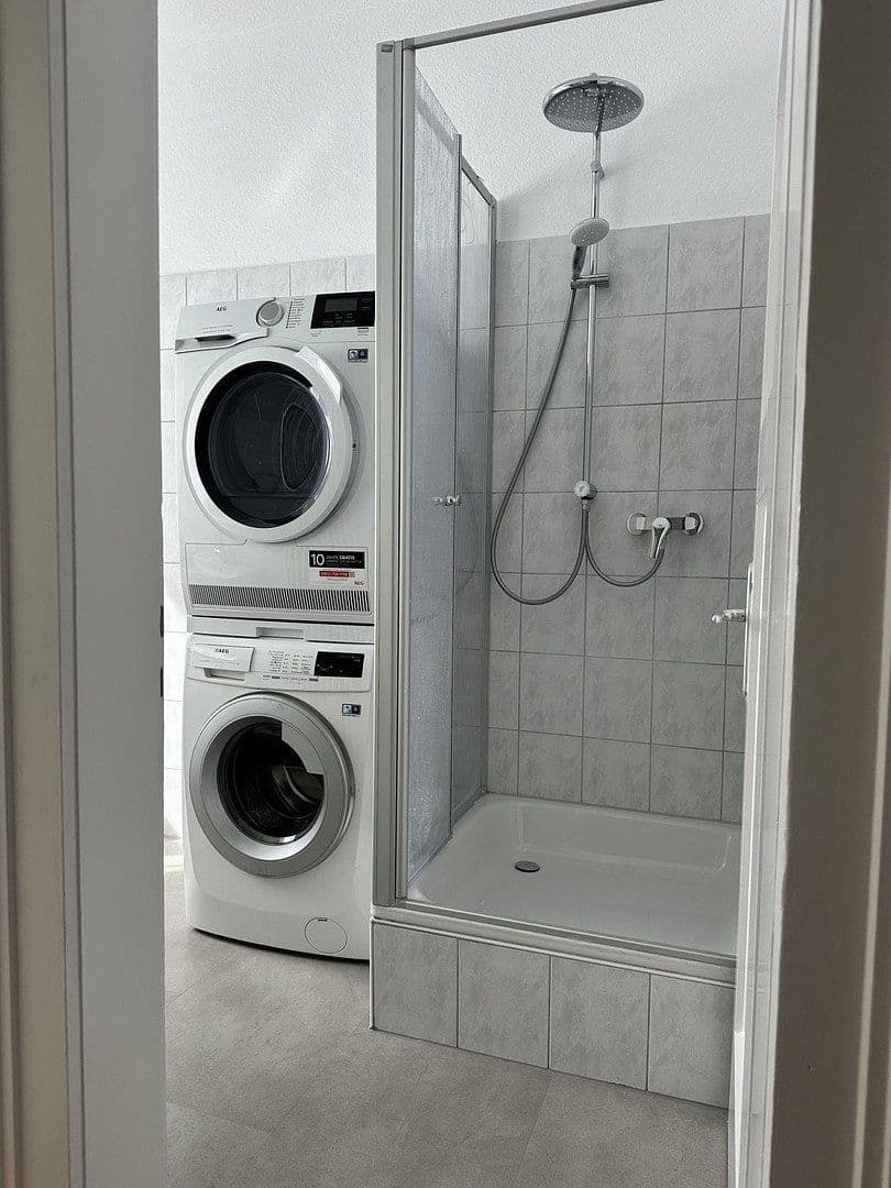 Prenájom bytu 2-izbový 72 m², Wuerzburg, Bavorsko Prenájom bytu 2-izbový 72 m², Wuerzburg, Bavorsko
