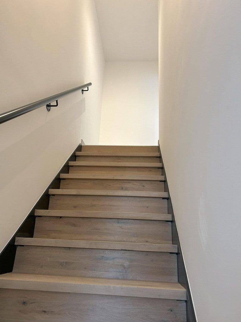 Prenájom bytu 83 m², Kilihofstr. 2a, München, Bavorsko Prenájom bytu 83 m², Kilihofstr. 2a, München, Bavorsko