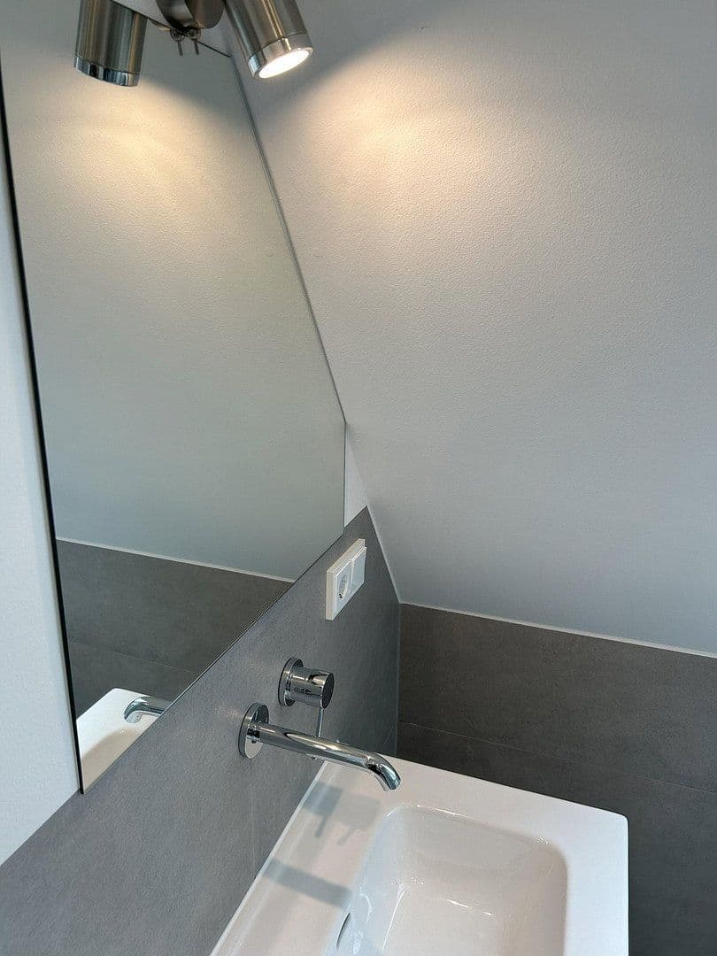 Prenájom bytu 83 m², Kilihofstr. 2a, München, Bavorsko Prenájom bytu 83 m², Kilihofstr. 2a, München, Bavorsko